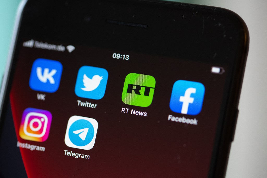Kívánhatjuk az orosz megszálló erők halálát Facebookon és Instagramon