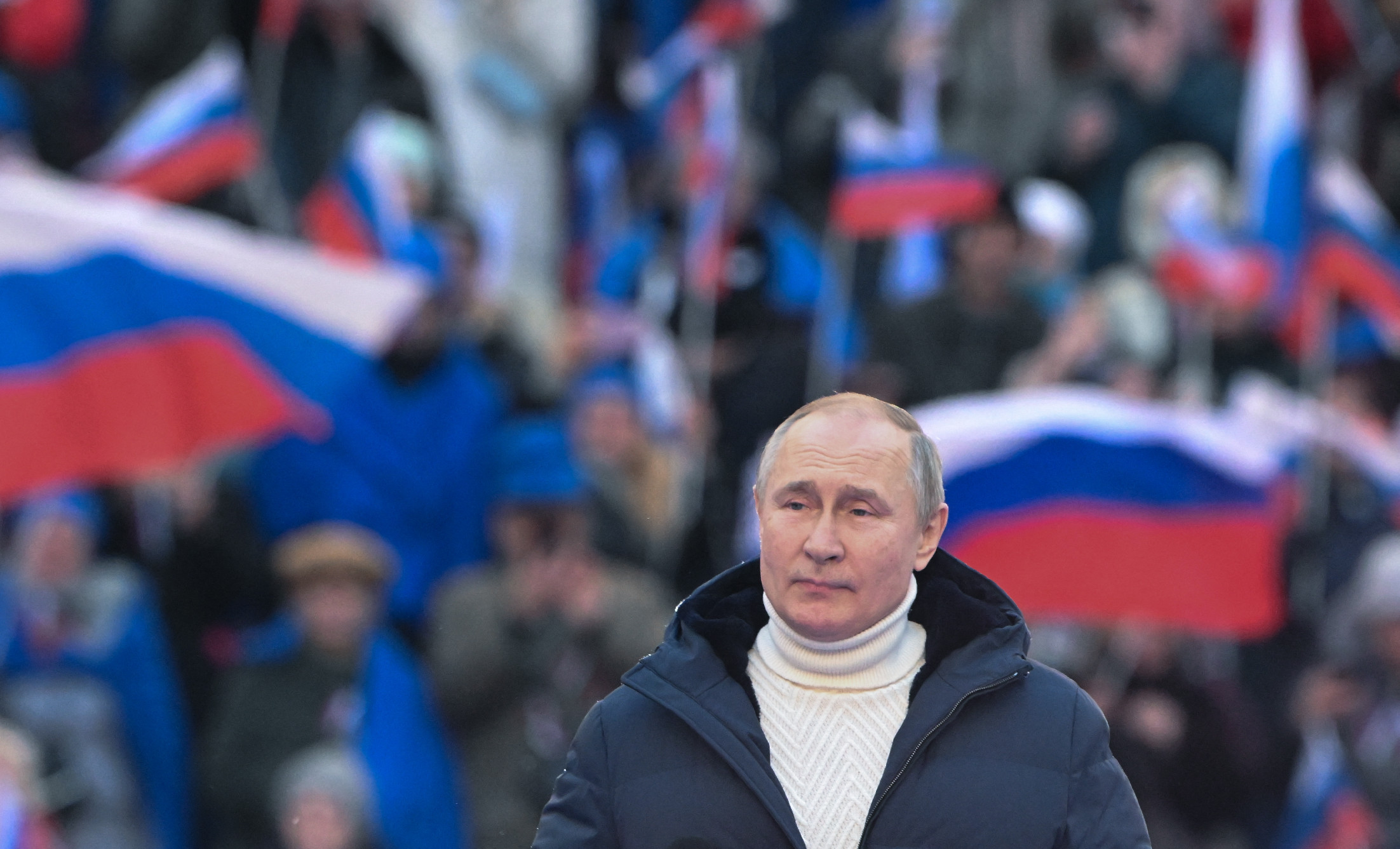 Vlagyimir Putyin kabátjáról beszél az internet: kapaszkodjon, mutatjuk, mennyibe került az orosz elnök dzsekije