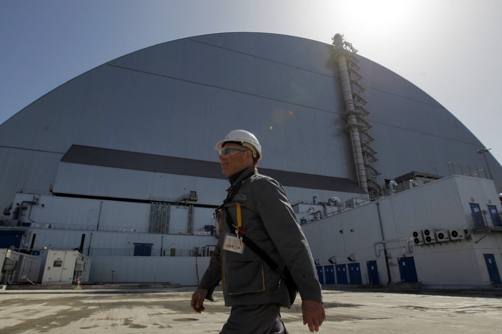 Az oroszok szabadon engedtek 64 dolgozót a csernobili atomerőműből