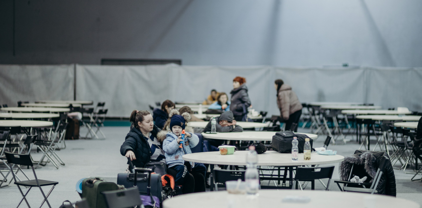 Csaknem 11 ezren érkeztek Ukrajnából pénteken Magyarországra