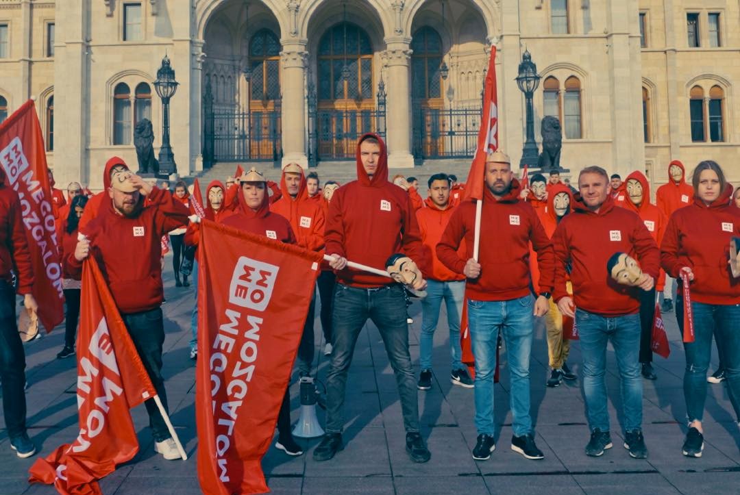 NVB: Törvénysértő módon kampányolt a Megoldás Mozgalom