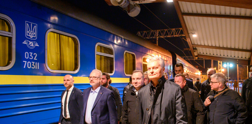 Kijevbe utazik a lengyel, litván és az észt elnök