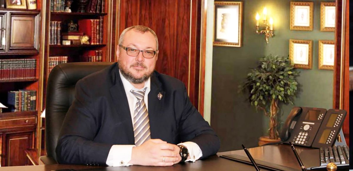 Holtan találták a Kreml volt tisztségviselőjét, és családját a moszkvai lakásukban 