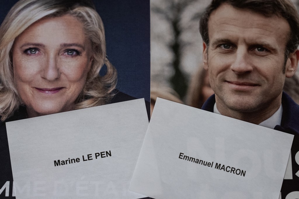Akár a szélsőjobboldali Le Pen is győzhet a választáson