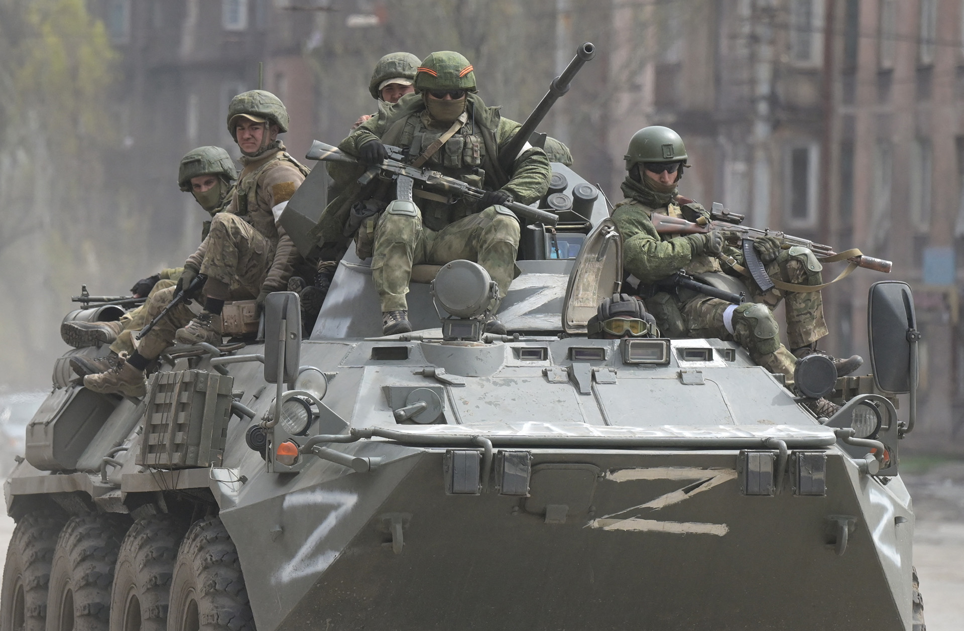 Az orosz erők előrenyomultak Donyeck megyében