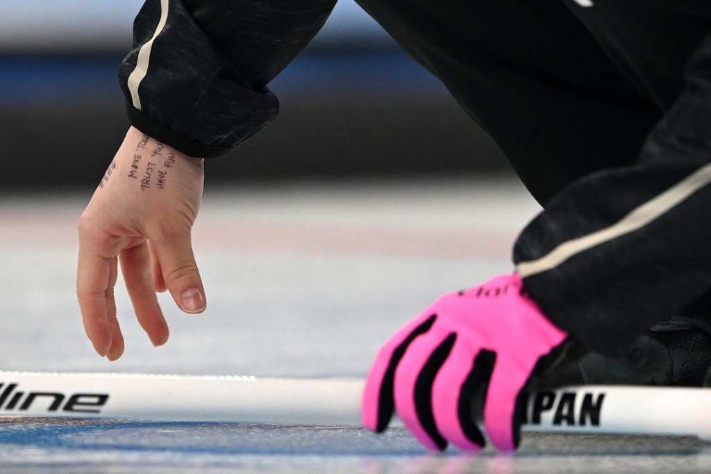 Nem áll jól a magyar duó a vegyespáros curling-világbajnokságon