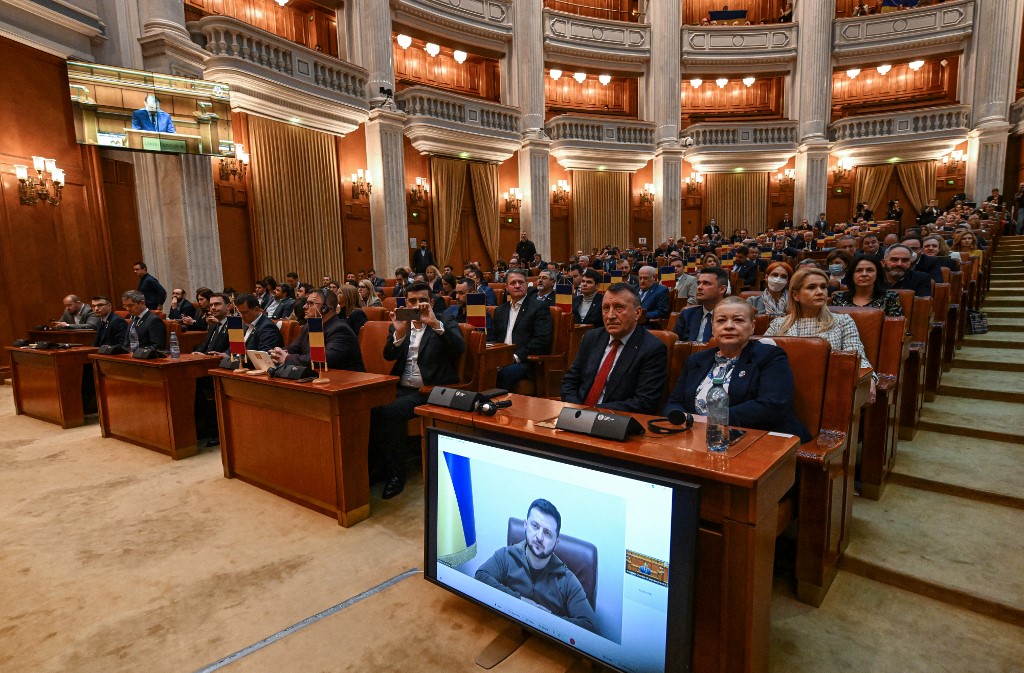 Zelenszkij az ukrajnai román kisebbség helyzetéről beszélt a román miniszterelnökkel