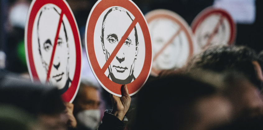 Ellentüntetés lesz vasárnap a Putyin-párti megmozdulás közelében