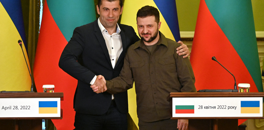 Szoros katonai megállapodás született Ukrajna és Bulgária között