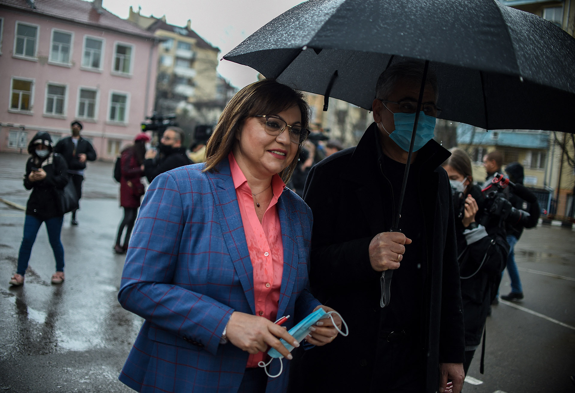 Radikális lépést tesz a párt, ha a kormány katonai támogatást nyújt Kijevnek
