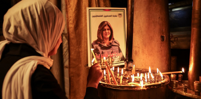 Palesztin hatóság: szándékosan lőtték le izraeli katonák az al-Dzsazíra újságírónőjét 