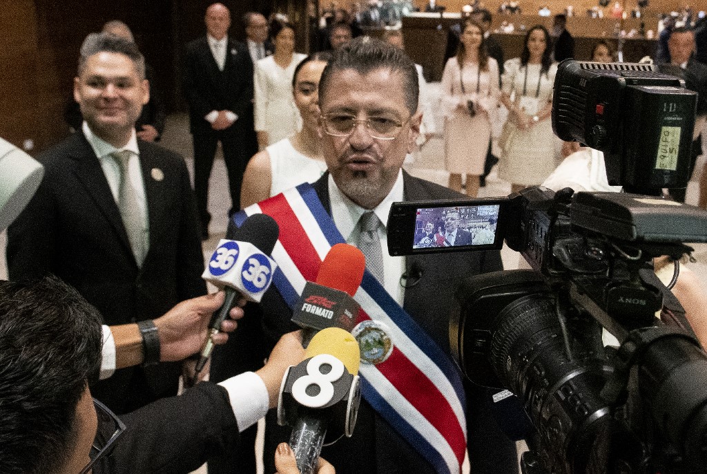 Kiberbűnözők máris megfenyegették Costa Rica új elnökét