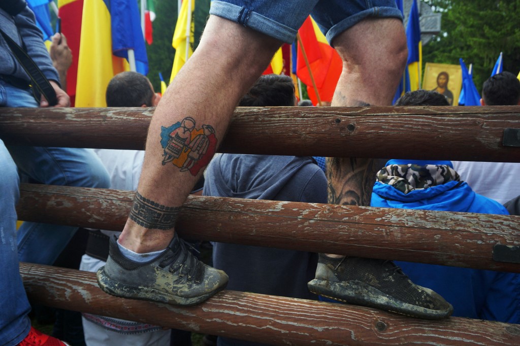 Bíróság előtt felelnek a román nacionalisták a magyarellenes molinók miatt