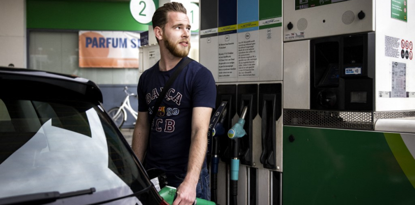 Benzinárstop helyett literenként kompenzál Románia