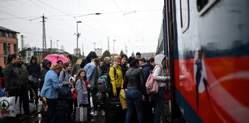 Csütörtökön is rengeteg ukrajnai menekült érkezett az országba