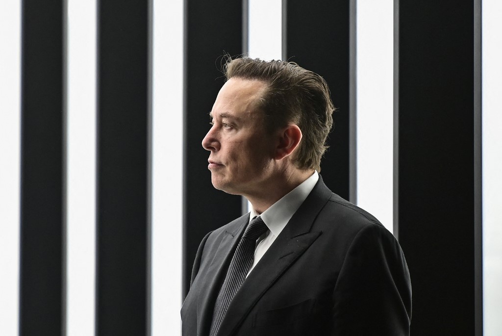 Az X európai beszüntetését tervezi Elon Musk