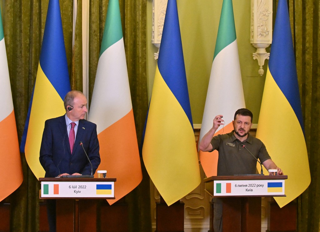 Az ír miniszterelnök személyesen tárgyalt Zelenszkijjel Kijevben