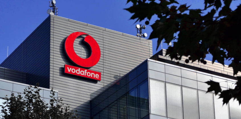 Hat napra részlegesen leáll a Vodafone