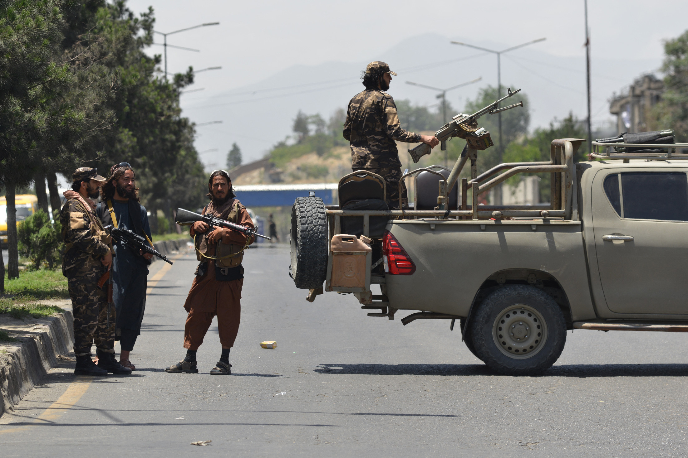 Nem elég a háború és a tálibok – most még földrengés is sújtja Afganisztánt