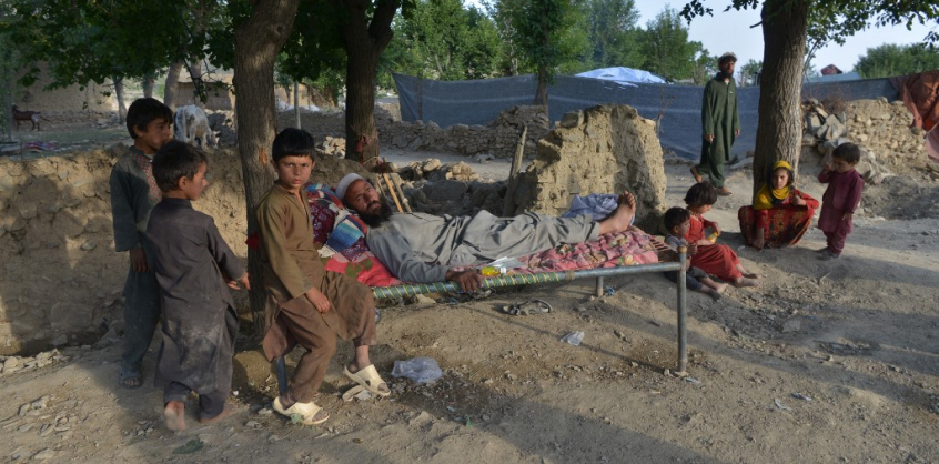 Már az afgán egészségügyi tisztviselő is járványtól aggódik a földrengés túlélői között