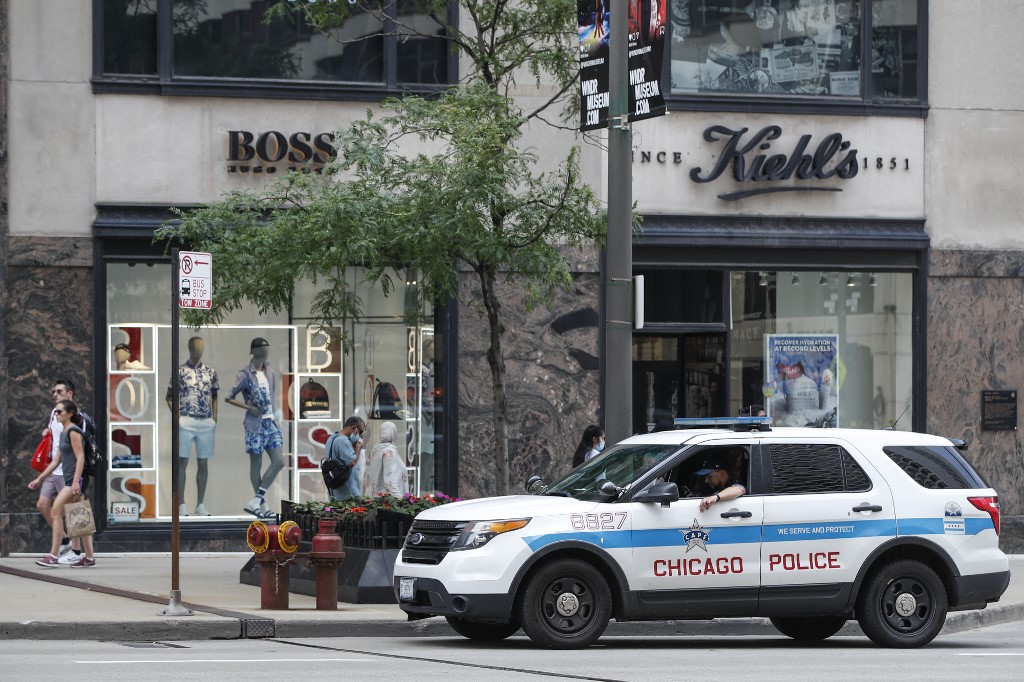Lelőttek öt embert Chicago egyik elővárosában az amerikai függetlenség napján
