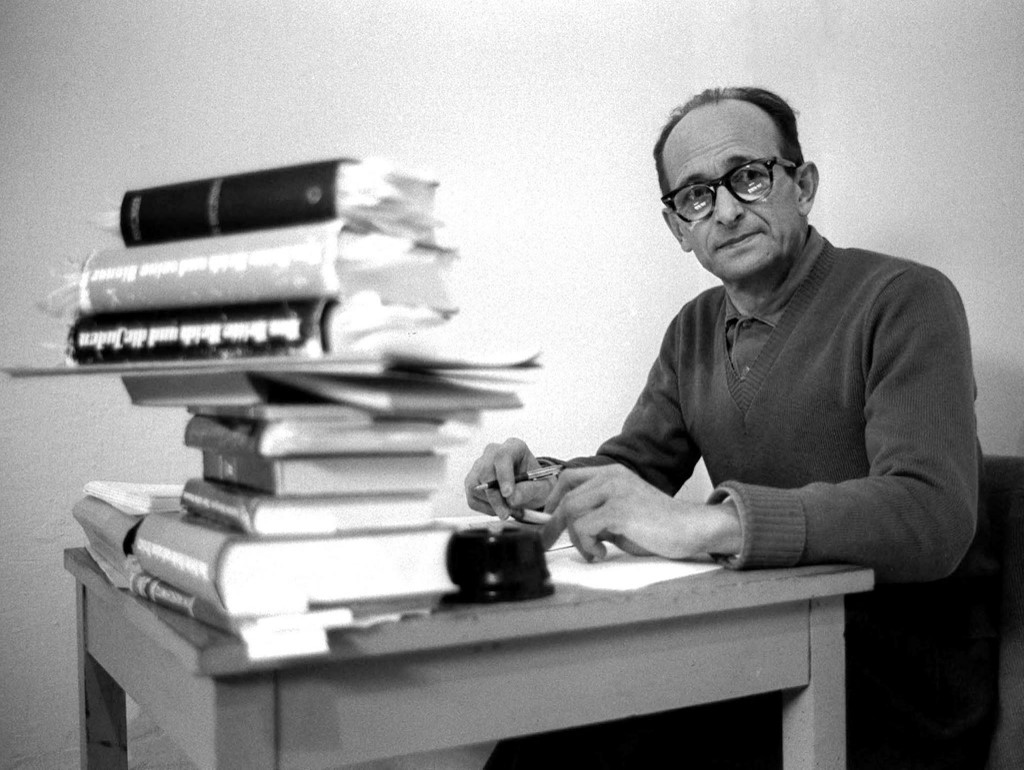 Újonnan publikált hangfelvételen dicsekszik a zsidók kiirtásával Adolf Eichmann