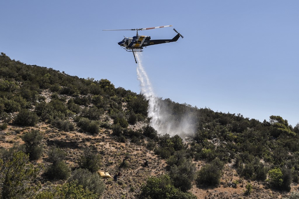 Lezuhant egy tűzoltó helikopter Görögországban