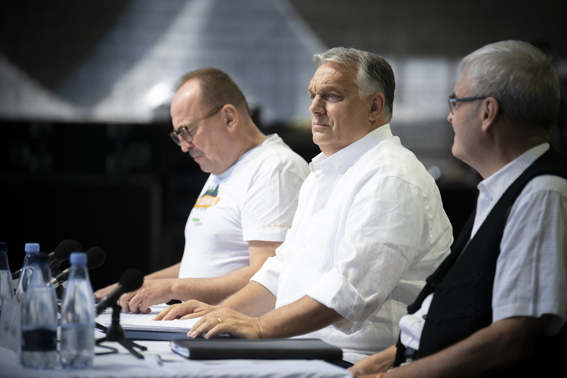 Nem vonja eljárás alá Románia Orbán Viktort