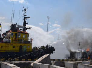 Oroszország megsemmisített egy ukrán hadihajót és hadianyagraktárat