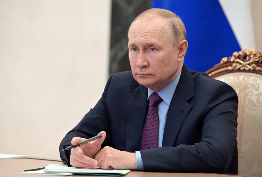 Putyin: Egy atomháborúnak nem lennének győztesei, el kell kerülni