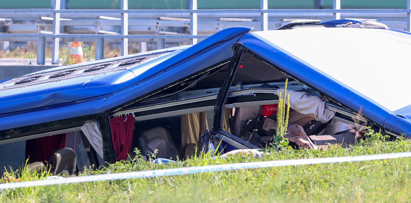 Súlyos buszbaleset Horvátországban – sok az áldozat