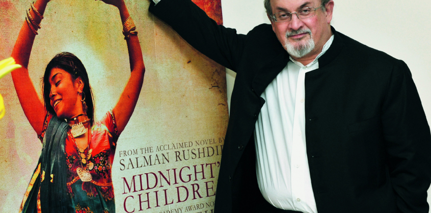 Mindent tagad a Salman Rushdie megszurkálásával gyanúsított férfi