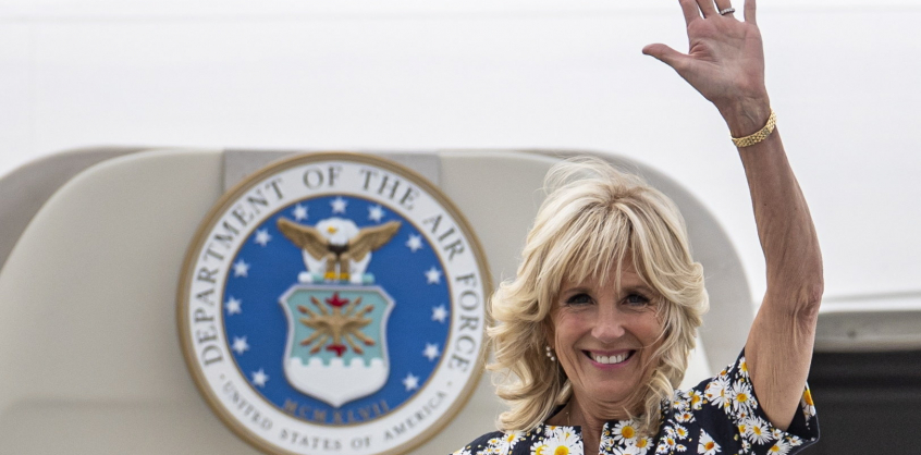 Az amerikai first lady is elkapta a Covid-19 fertőzést