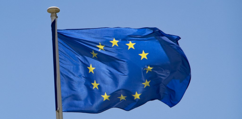 Felmérés: az európaiak egyetértenek Ukrajna támogatásával