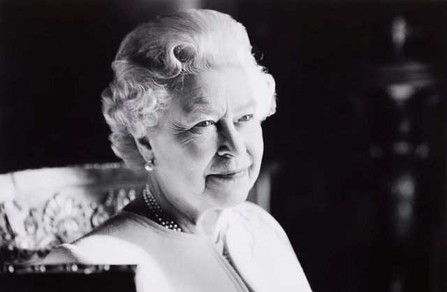 Soha nem látott képet publikáltak Erzsébet királynőről órákkal temetés előtt