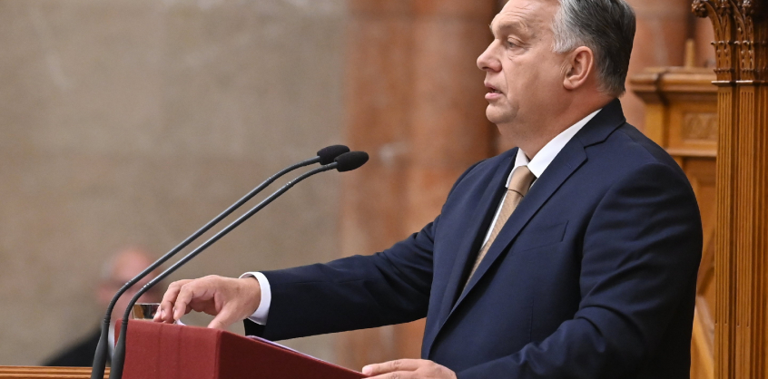 Orbán: a törpe vetett ki szankciót az óriásra, jön a nemzeti konzultáció