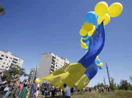 Ukrajna rendezi a 2030-as focivébét?