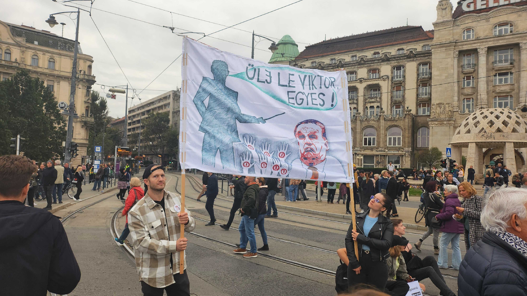 Észak-Budapesti Tankerület pedagógusai: a magyar kormány zaklatja tanárait