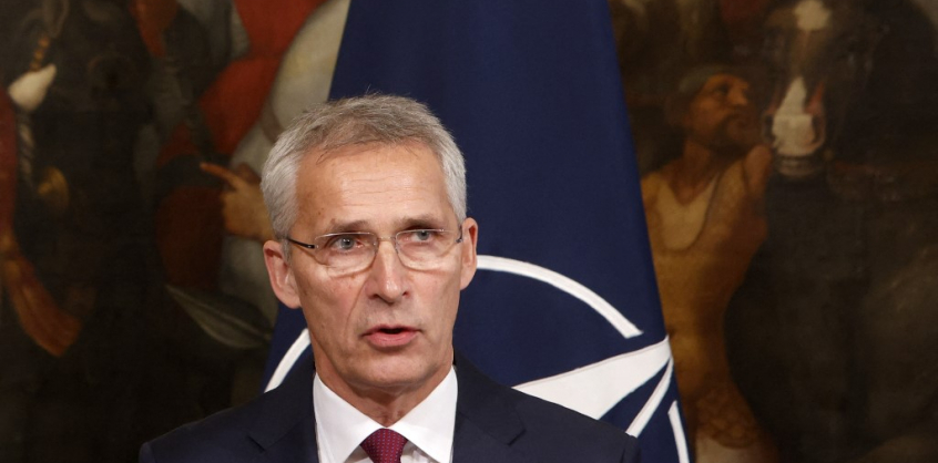 NATO-főtitkára: óriási a nyomás Oroszországon
