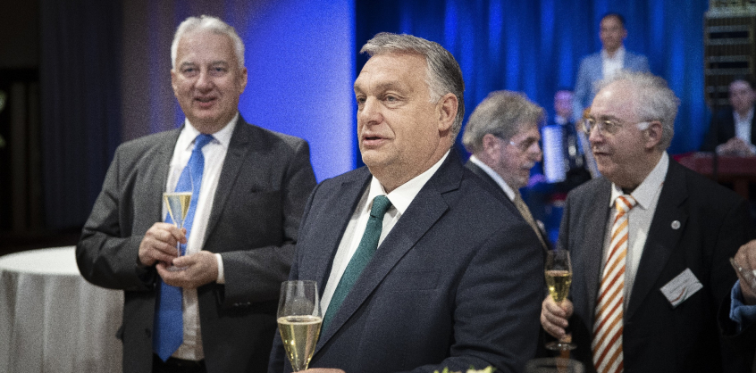 Ennyit keres Orbán Viktor miniszterelnökként