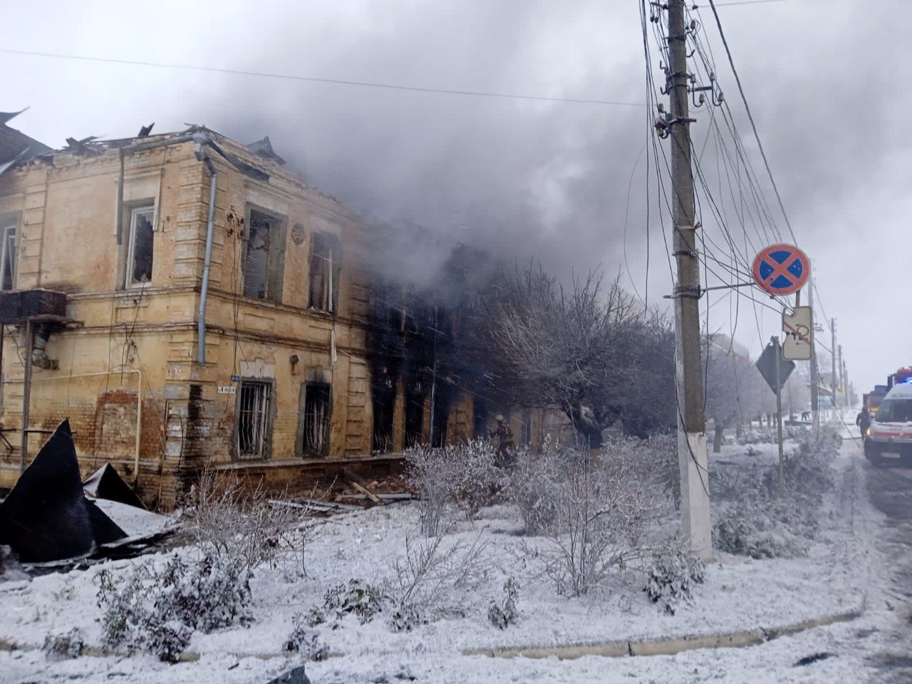 Evakuálni kell egy ukrán kórházat, különben megfagynak a betegek