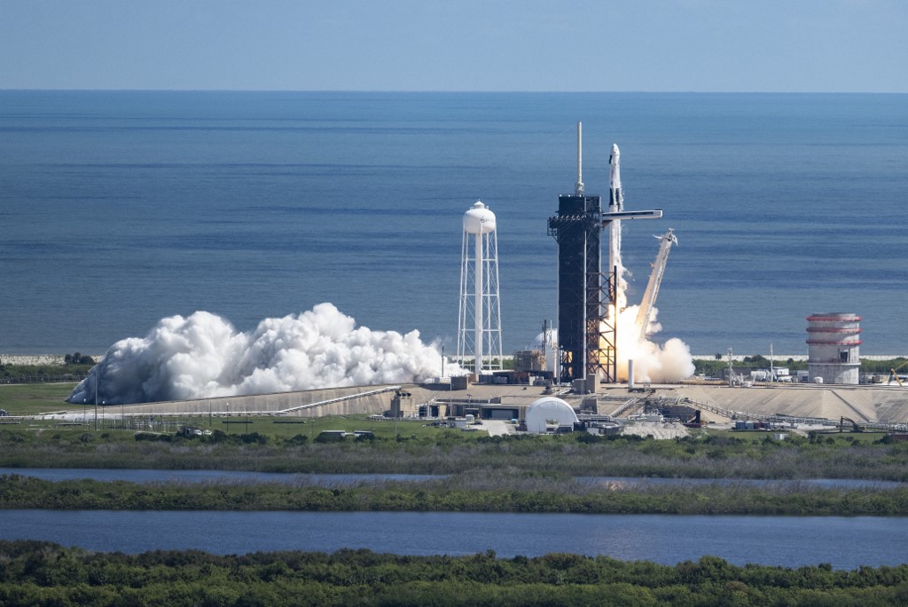 Sikeresen összekapcsolódott a SpaceX Dragon az ISS-szel