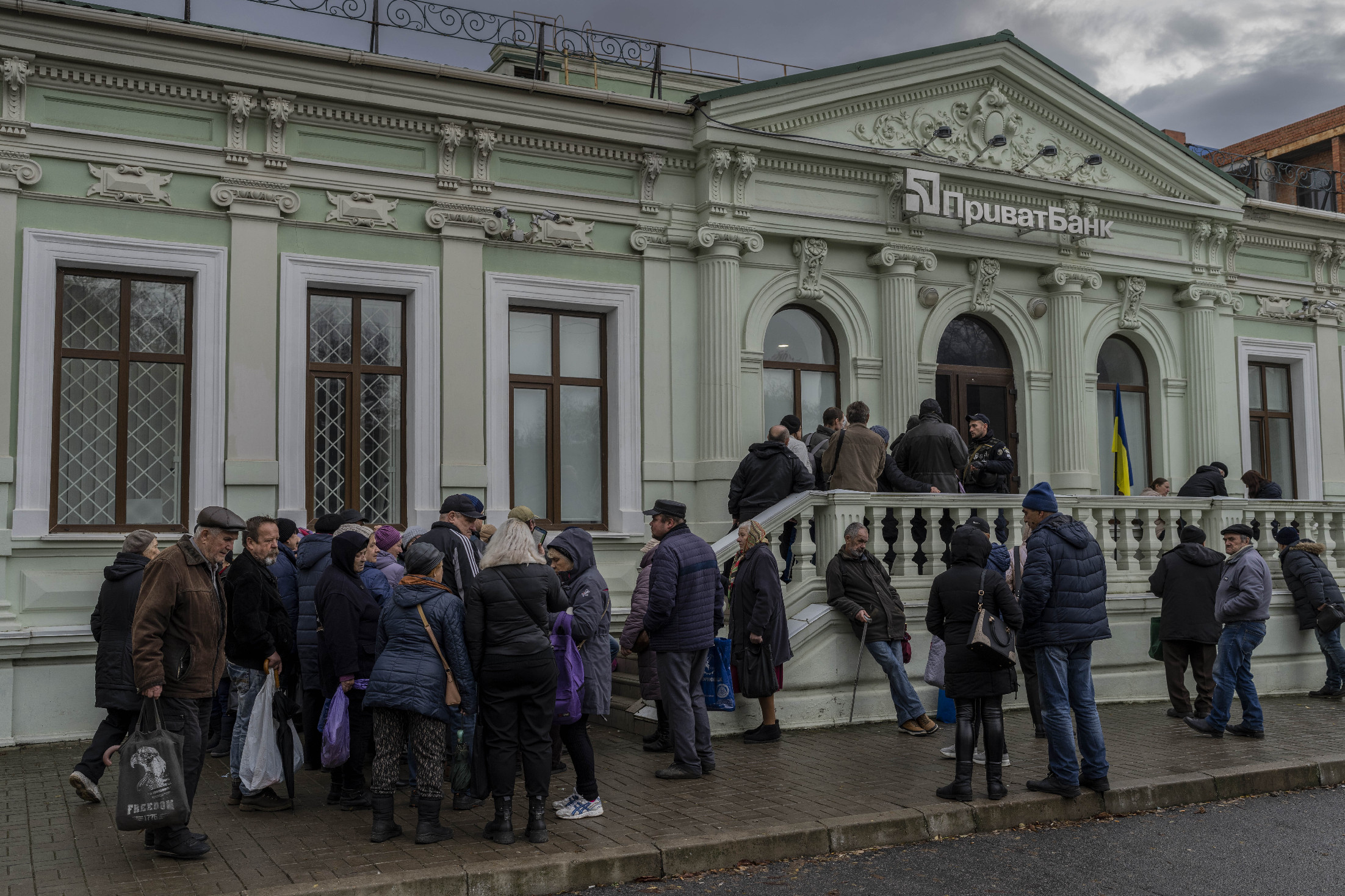 Kivezetik a hrivnyát Herszon megye orosz megszállás alatti területein januártól