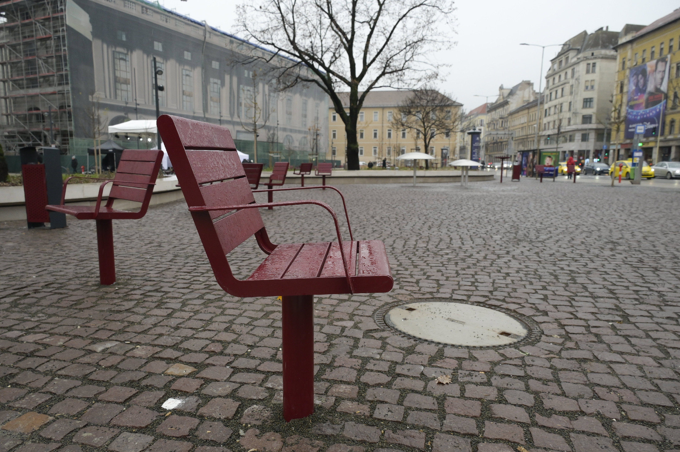 Átadták a felújított Blaha Lujza teret