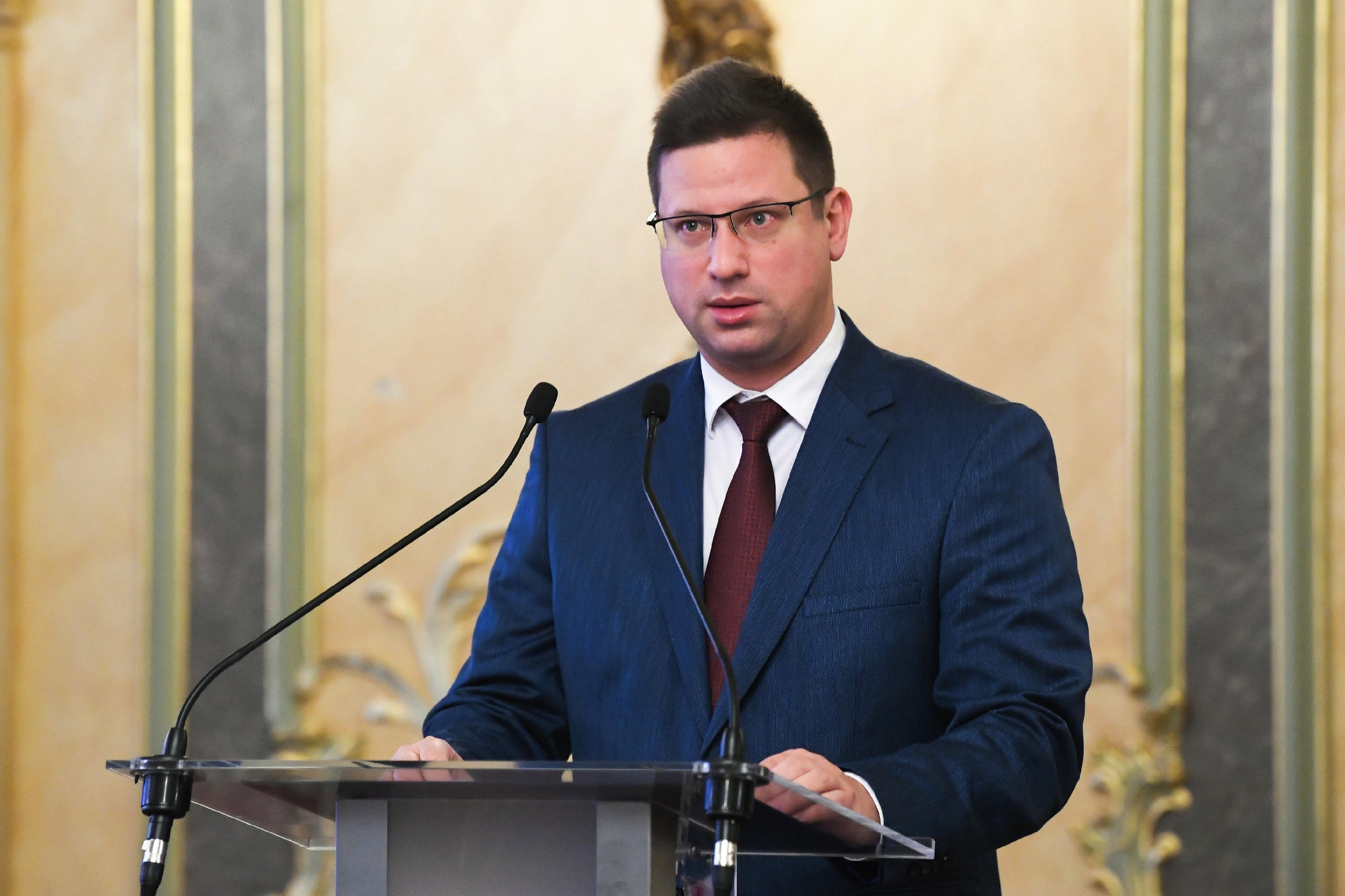 Gulyás Gergely: a szlovák külügyminiszternek fel kellene keresnie egy orvost