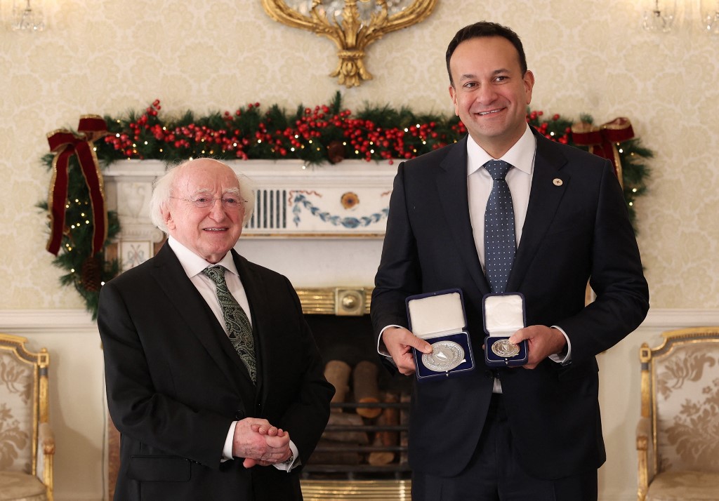 Ismét Leo Varadkar az ír miniszterelnök