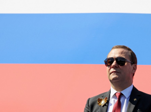 Medvegyev: Lengyelország és Magyarország elfoglalja az egykori Ukrajna nyugati területeit