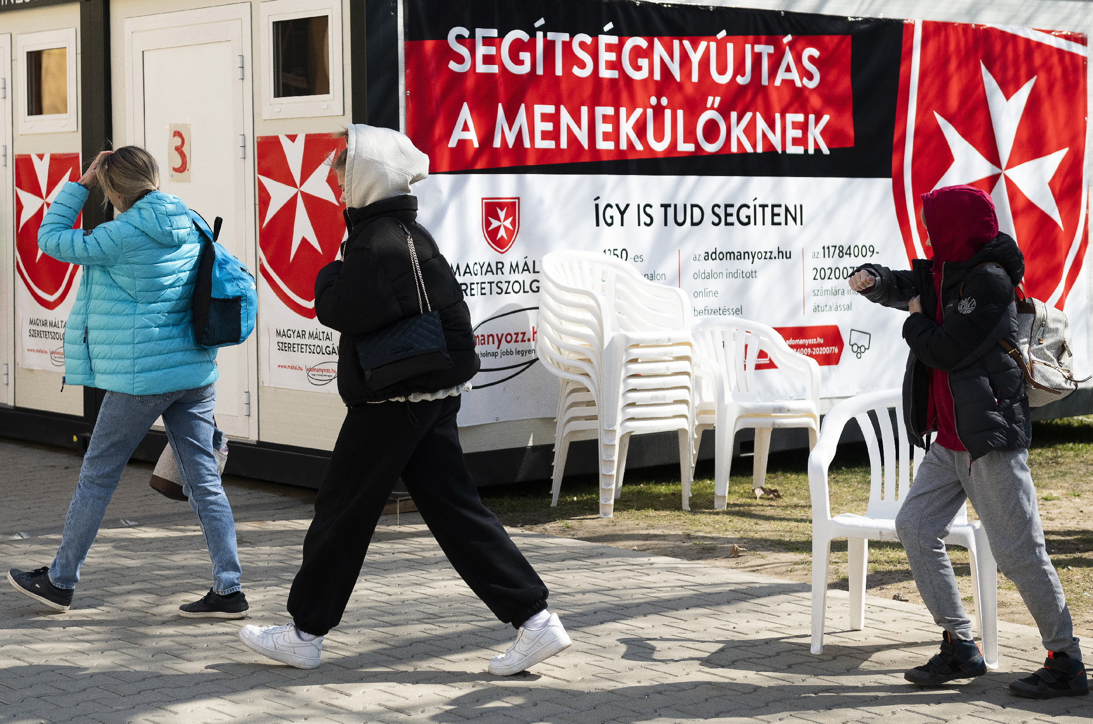 Több mint 4600 menekült érkezett szilveszter éjszaka hazánkba