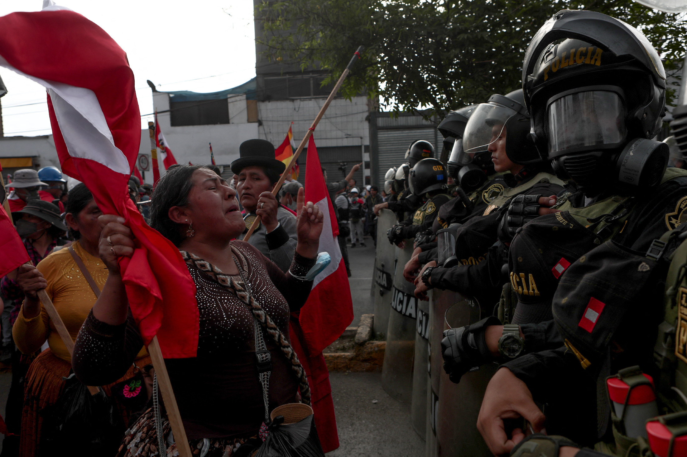 Tüntetők ezrei vonultak utcára Peru fővárosában