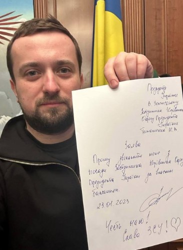 Több magas rangú ukrán tisztségviselő is lemond a korrupciós botrány miatt
